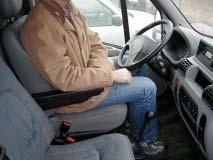 Armlehne ML385 in Renault Master -03 befestigt